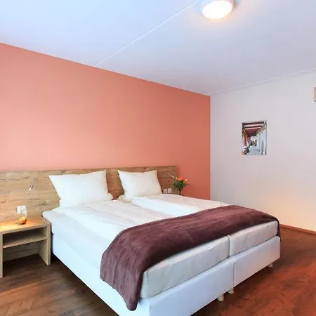 Sleeps 4 Wifi T425783 *